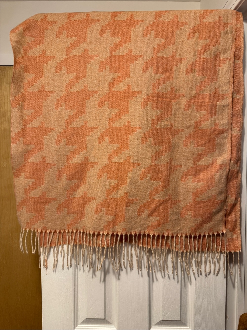 Peach Houndstooth Fringe Scarf